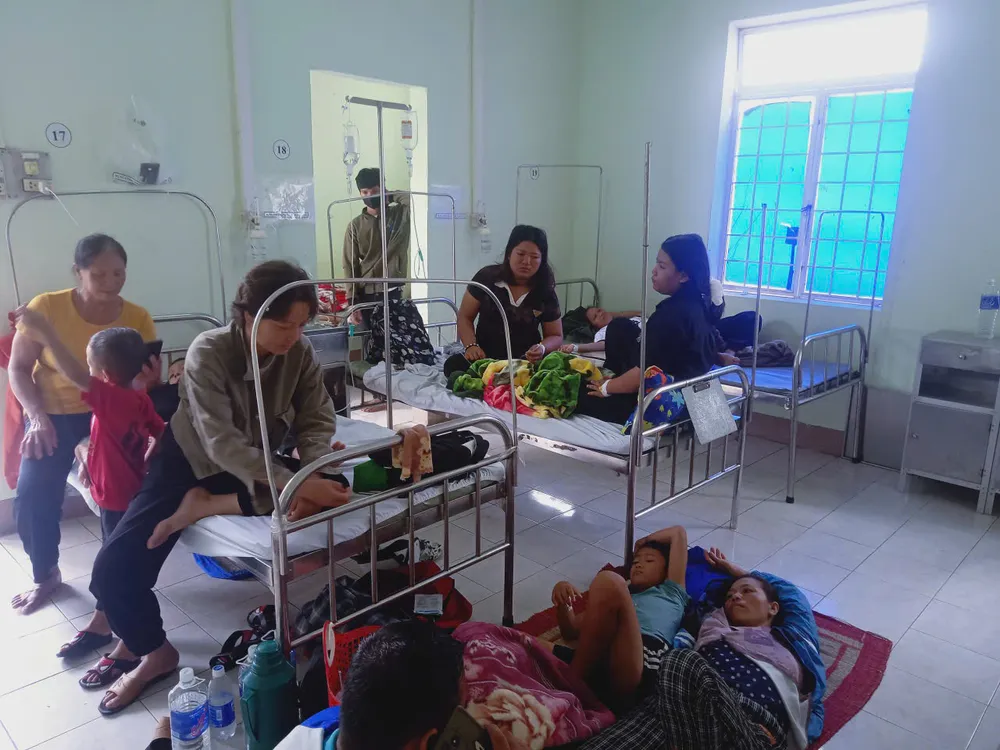 Các bệnh nhân nhập viện điều trị. Ảnh: Người dân cung cấp hhgh.jpeg