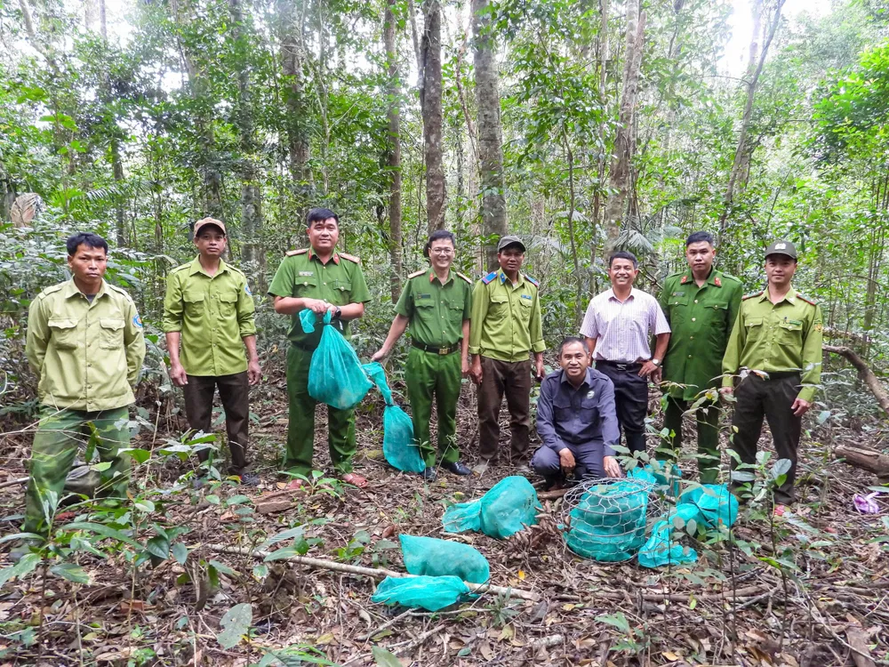 ອຳນາດການປົກຄອງໄດ້ເຂົ້າຮ່ວມການປົດປ່ອຍ 8 ບຸກຄົນໃຫ້ອະນຸພາກພື້ນ 432 ຄົນ. A11.jpeg