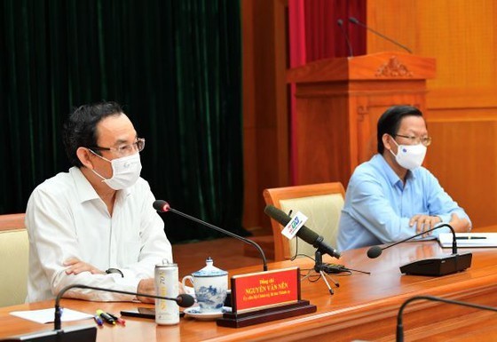 Even more proposed solutions for people, businesses: HCMC leaders ảnh 2 Even more proposed solutions for people, businesses: HCMC leaders ảnh 2