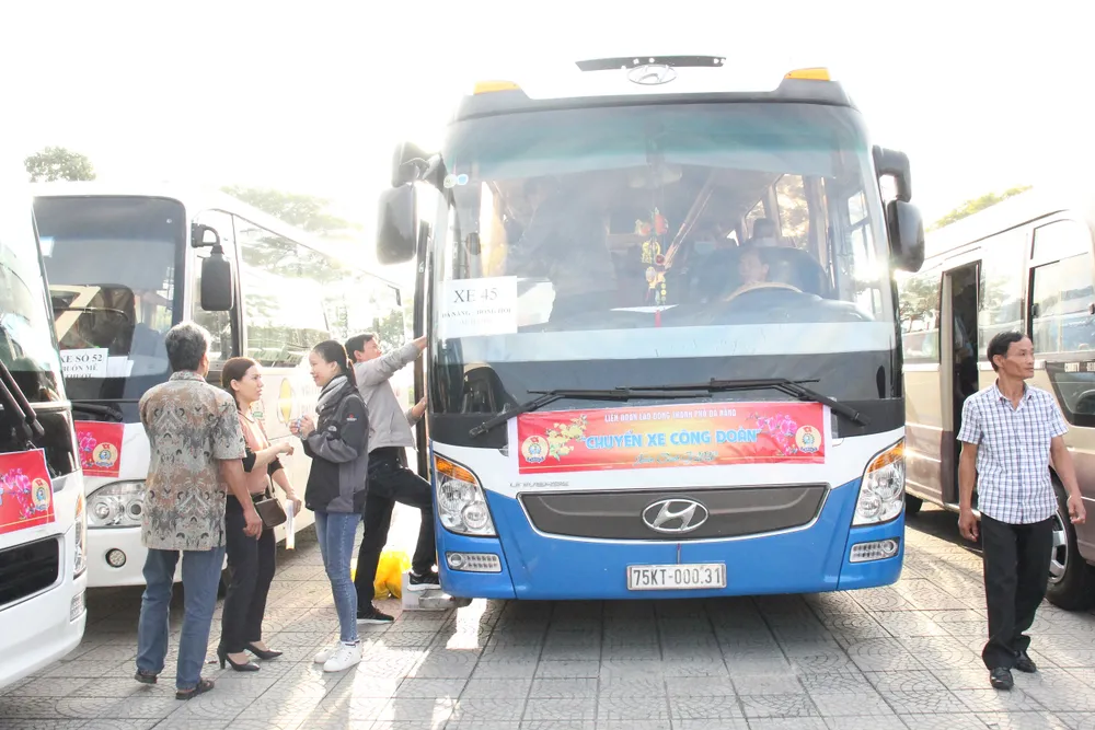 Đà Nẵng: Hơn 2500 đoàn viên, lao động về quê ăn tết với “Chuyến xe Công đoàn“ ảnh 2