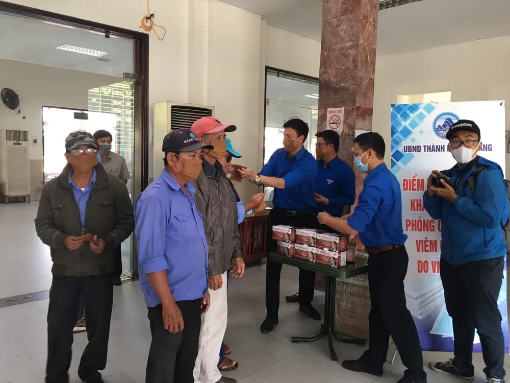 Đà Nẵng: Thêm 16 trường hợp nghi ngờ nhiễm nCoV xuất viện ảnh 1