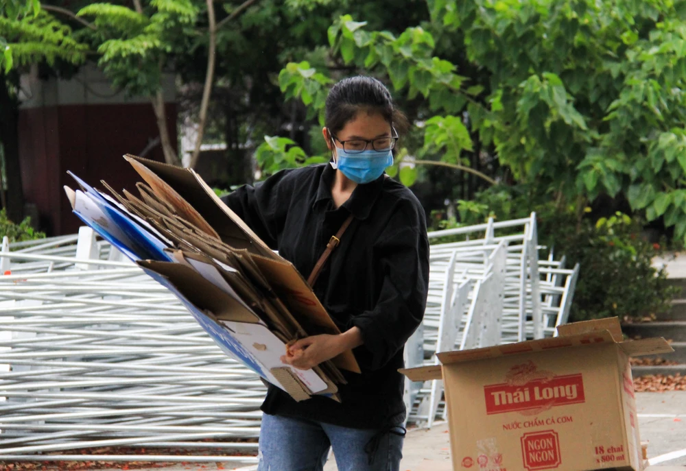“Siêu thị sẻ chia 0 đồng” hỗ trợ sinh viên Đà Nẵng trong mùa Covid-19 ảnh 13 “Siêu thị sẻ chia 0 đồng” hỗ trợ sinh viên Đà Nẵng trong mùa Covid-19 ảnh 13