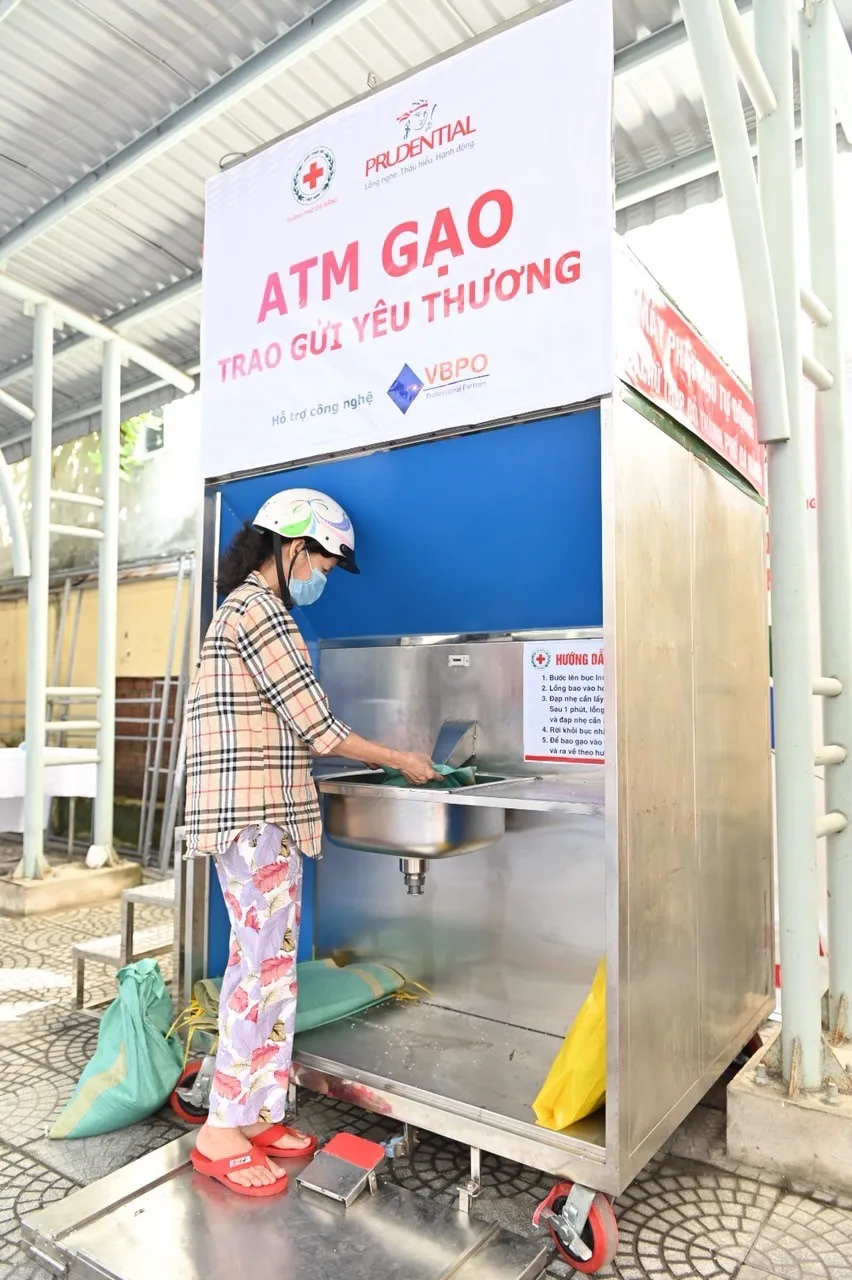“ATM gạo - Trao gửi yêu thương” hỗ trợ người dân khó khăn tại Đà Nẵng ảnh 1