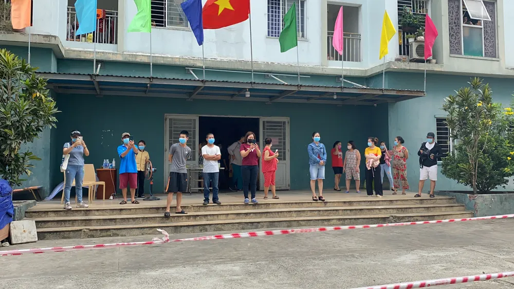 Đà Nẵng dỡ bỏ 2 khu vực phong tỏa đầu tiên trong đợt dịch Covid-19 tháng 5-2021 ảnh 2 Đà Nẵng dỡ bỏ 2 khu vực phong tỏa đầu tiên trong đợt dịch Covid-19 tháng 5-2021 ảnh 2