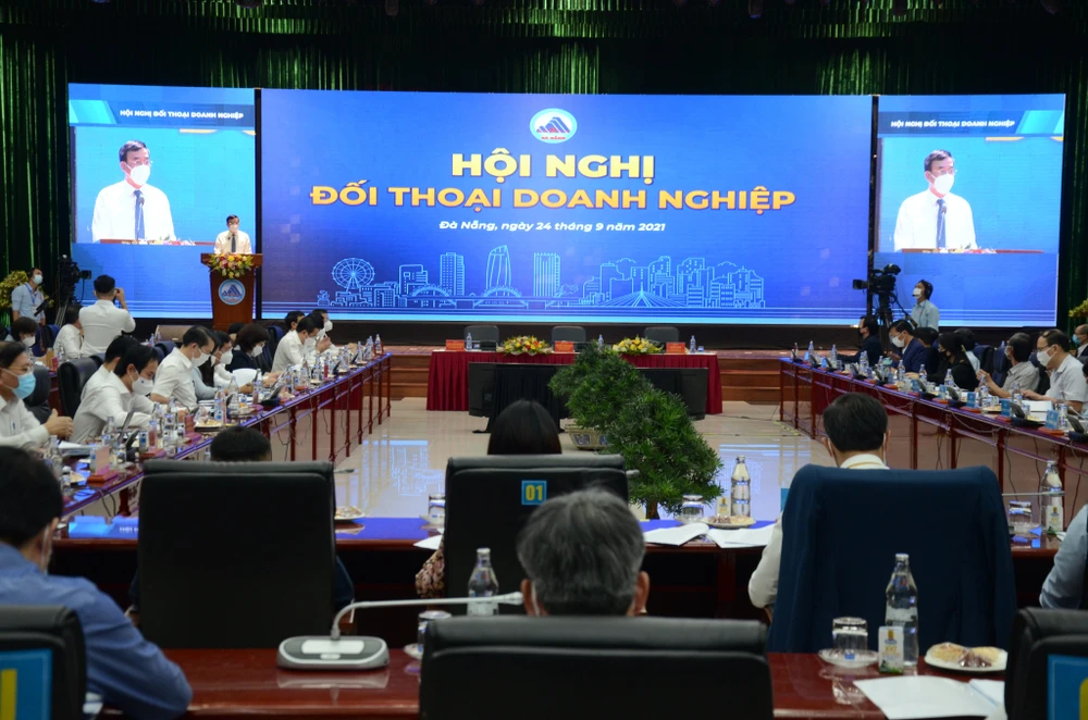 Toàn cảnh hội nghị