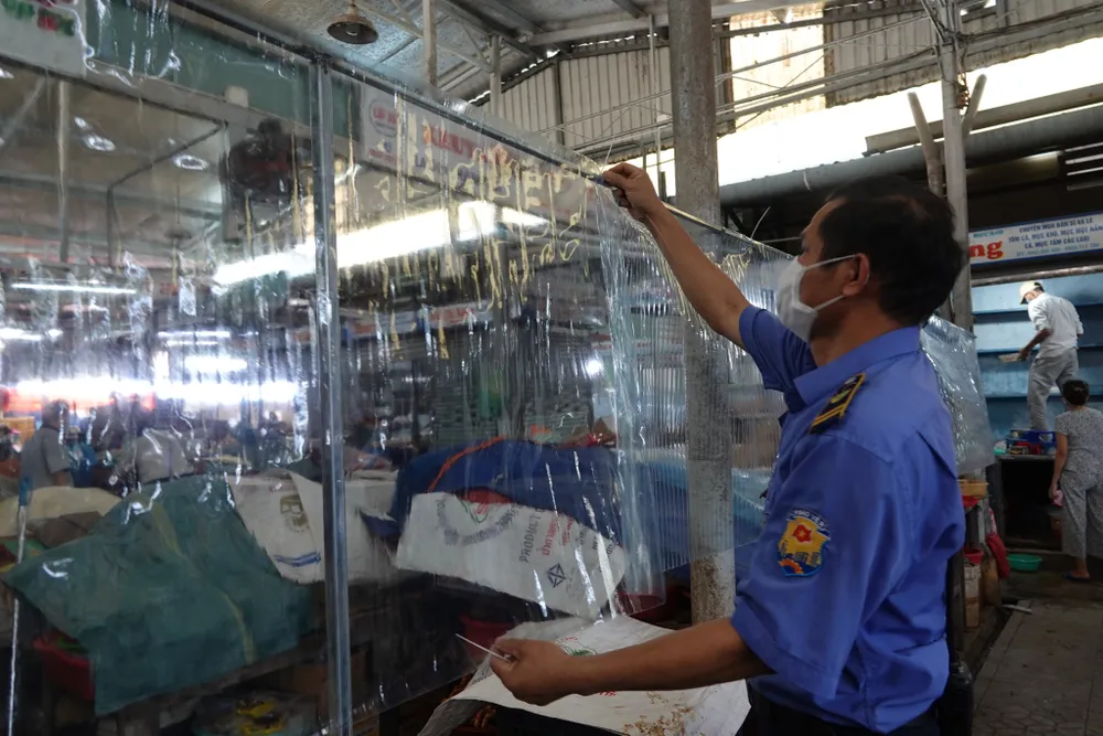 Người dân Đà Nẵng háo hức ngày mở cửa trở lại ảnh 8 Người dân Đà Nẵng háo hức ngày mở cửa trở lại ảnh 8