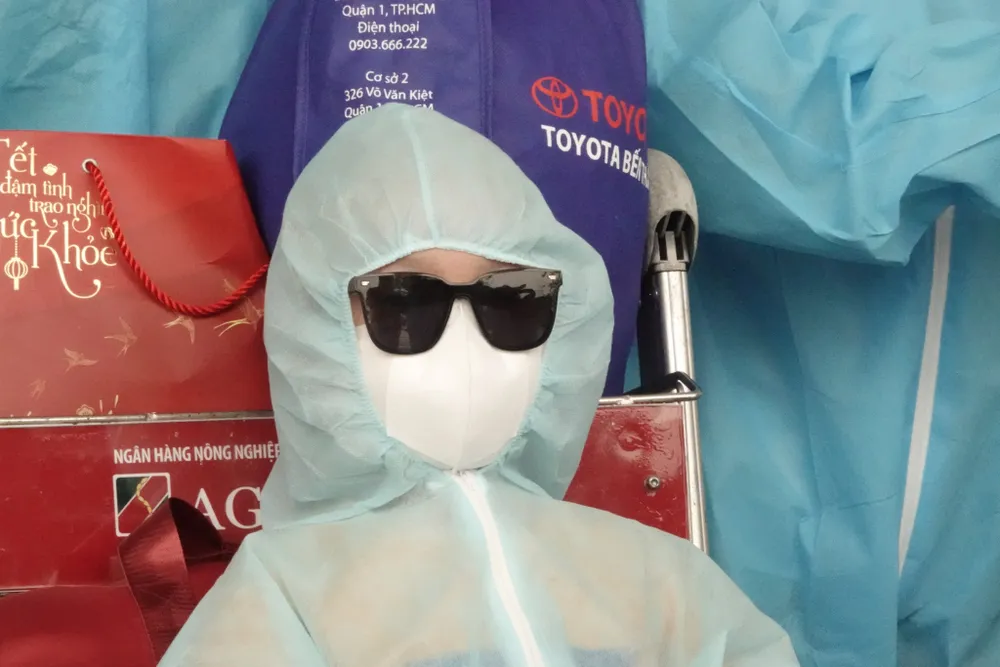 Đà Nẵng: "Chuyến bay 0 đồng" đưa bà bầu, trẻ em, người già yếu, người khó khăn về quê ảnh 7 Đà Nẵng: "Chuyến bay 0 đồng" đưa bà bầu, trẻ em, người già yếu, người khó khăn về quê ảnh 7