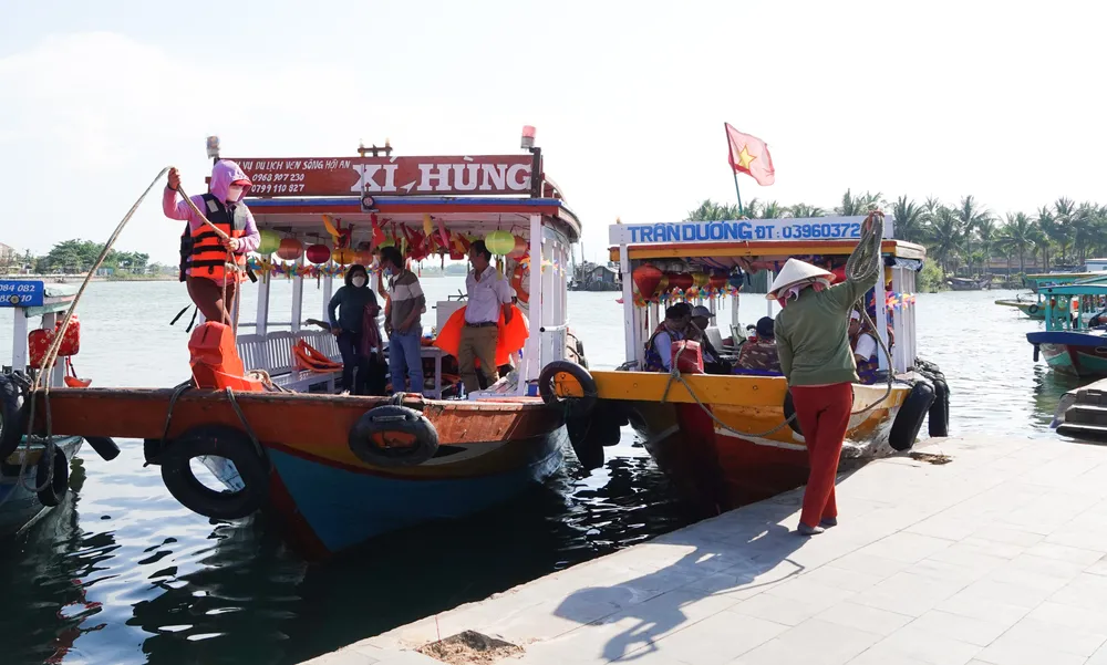 Trải nghiệm ghe thuyền trên sông Hoài (Quảng Nam) ảnh 5