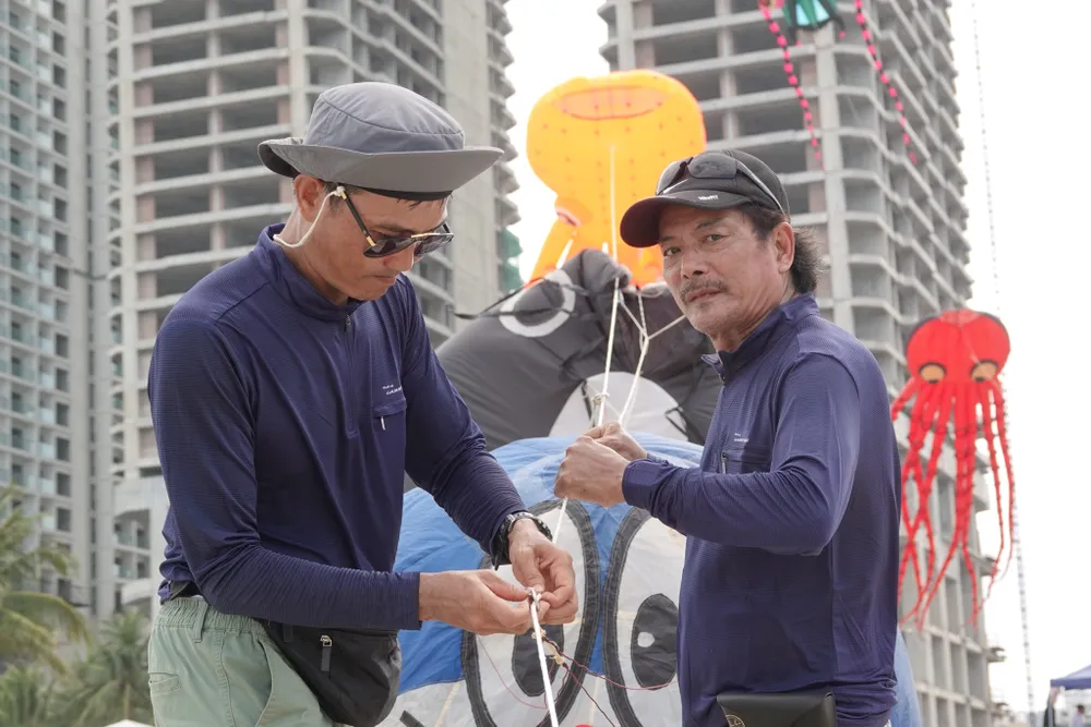 Ấn tượng với lễ hội thả diều nghệ thuật Đà Nẵng ảnh 6 Ấn tượng với lễ hội thả diều nghệ thuật Đà Nẵng ảnh 6