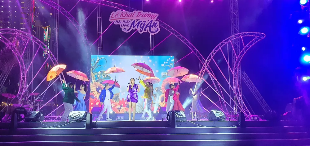 Đà Nẵng khai trương du lịch biển Đà Nẵng 2022 và bãi biển đêm Mỹ An ảnh 1