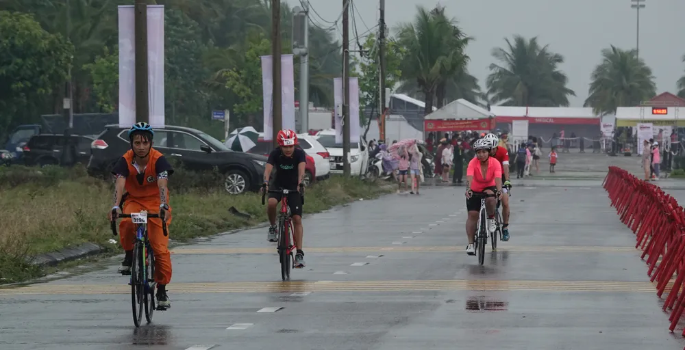 Hơn 2.500 vận động viên chinh phục IRONMAN 70.3 Việt Nam 2022 ảnh 2