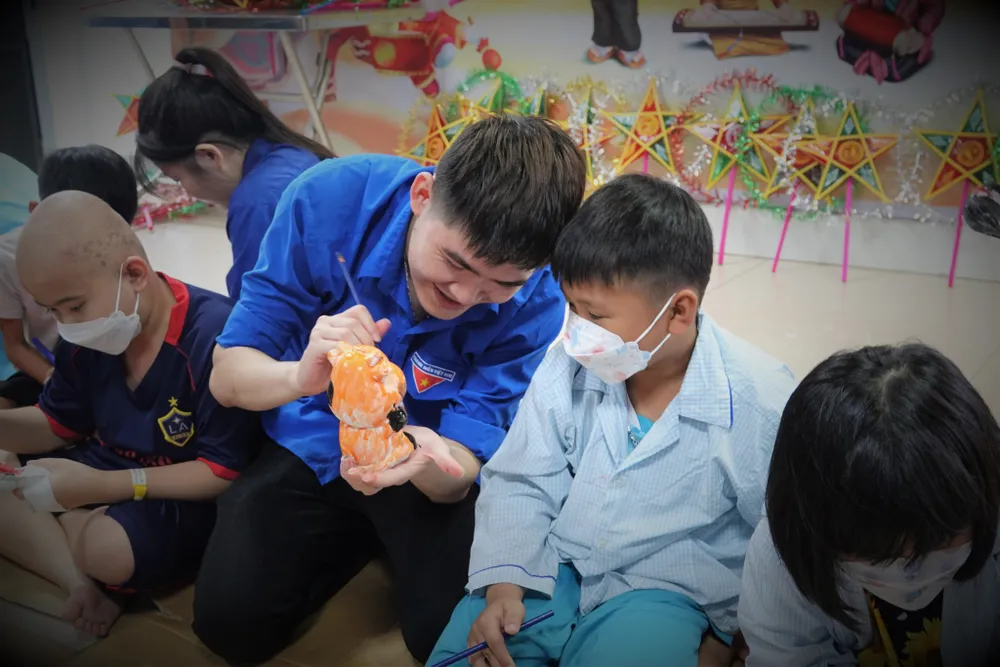 Rộn ràng tết Trung thu tại các bệnh viện ở Đà Nẵng ảnh 3