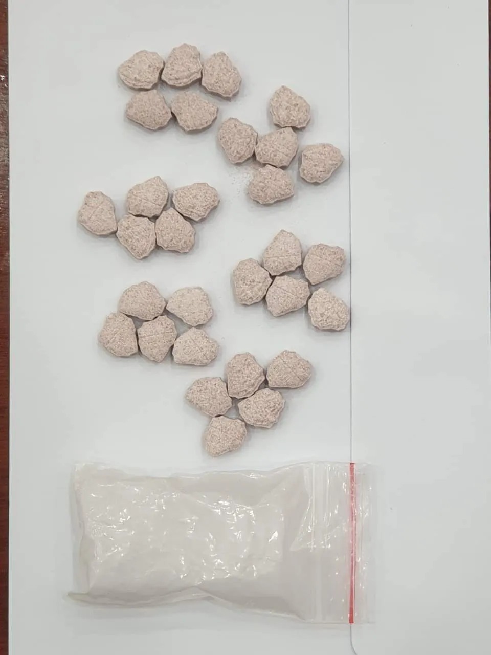 Số thuốc lắc và ketamin thu giữ tại hiện trường Số thuốc lắc và ketamin thu giữ tại hiện trường