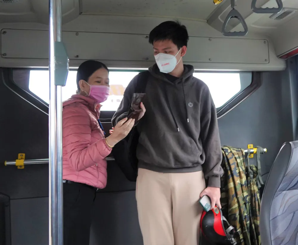 Chỉ cần vài thao tác quét để nhận dạng người lên xe buýt Chỉ cần vài thao tác quét để nhận dạng người lên xe buýt