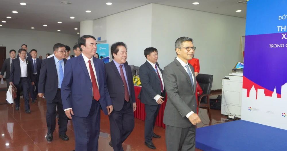 Đại biểu tham dự Diễn đàn Nhịp cầu Phát triển Việt Nam năm 2023. Ảnh: XUÂN QUỲNH