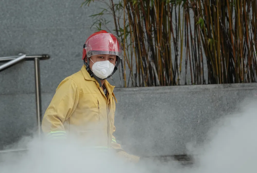 Tất cả chiến sĩ PCCC và CNCH đều phải mang trang bị theo quy định. Ảnh: XUÂN QUỲNH