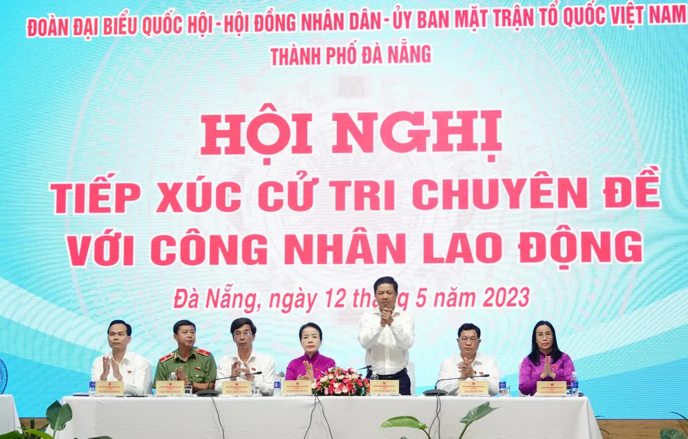 Ông Lương Nguyễn Minh Triết, Chủ tịch HĐND TP Đà Nẵng kết luận. Ảnh: XUÂN QUỲNH Ông Lương Nguyễn Minh Triết, Chủ tịch HĐND TP Đà Nẵng kết luận. Ảnh: XUÂN QUỲNH