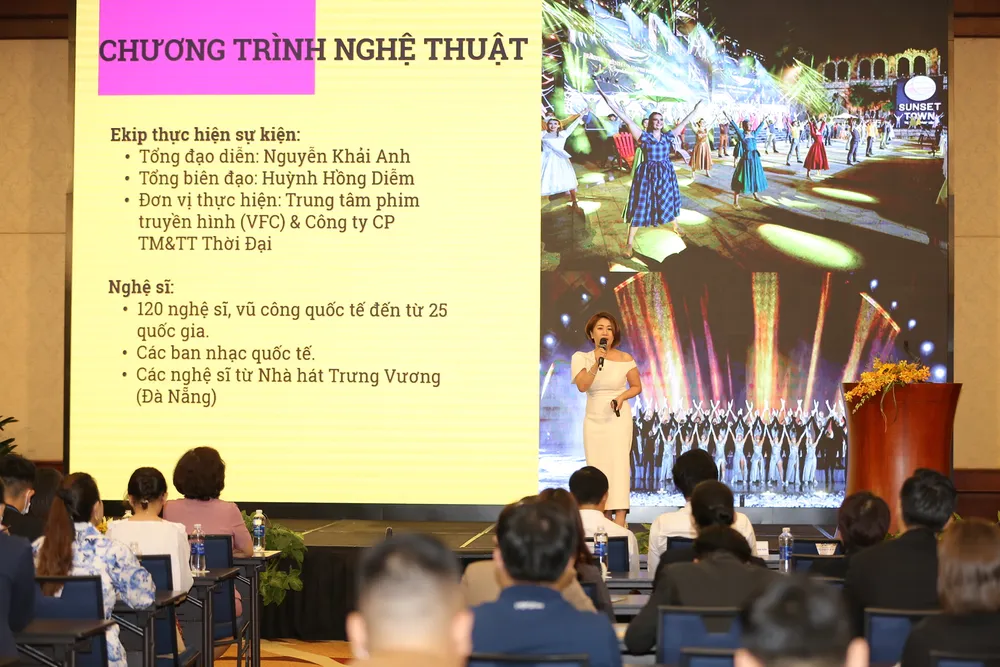 Đại diện Sun Group giới thiệu về Lễ hội Pháo hoa quốc tế Đà Nẵng năm 2023 Đại diện Sun Group giới thiệu về Lễ hội Pháo hoa quốc tế Đà Nẵng năm 2023