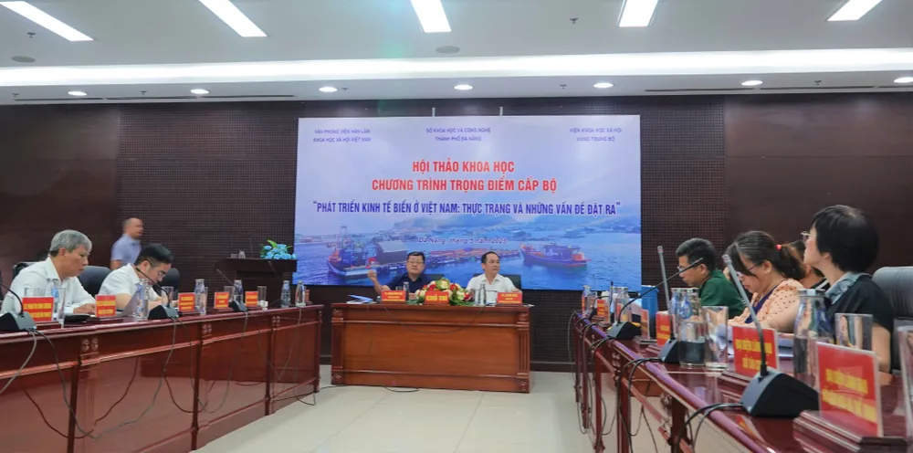 Toàn cảnh hội thảo diễn ra ngày 24-5. Ảnh: XUÂN QUỲNH Toàn cảnh hội thảo diễn ra ngày 24-5. Ảnh: XUÂN QUỲNH