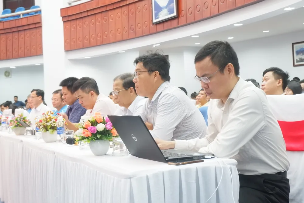 Đối tượng tham dự khóa đào tạo gồm các cán bộ quản lý của sở, ban, ngành, người hoạch định chính sách. Ảnh: XUÂN QUỲNH Đối tượng tham dự khóa đào tạo gồm các cán bộ quản lý của sở, ban, ngành, người hoạch định chính sách. Ảnh: XUÂN QUỲNH