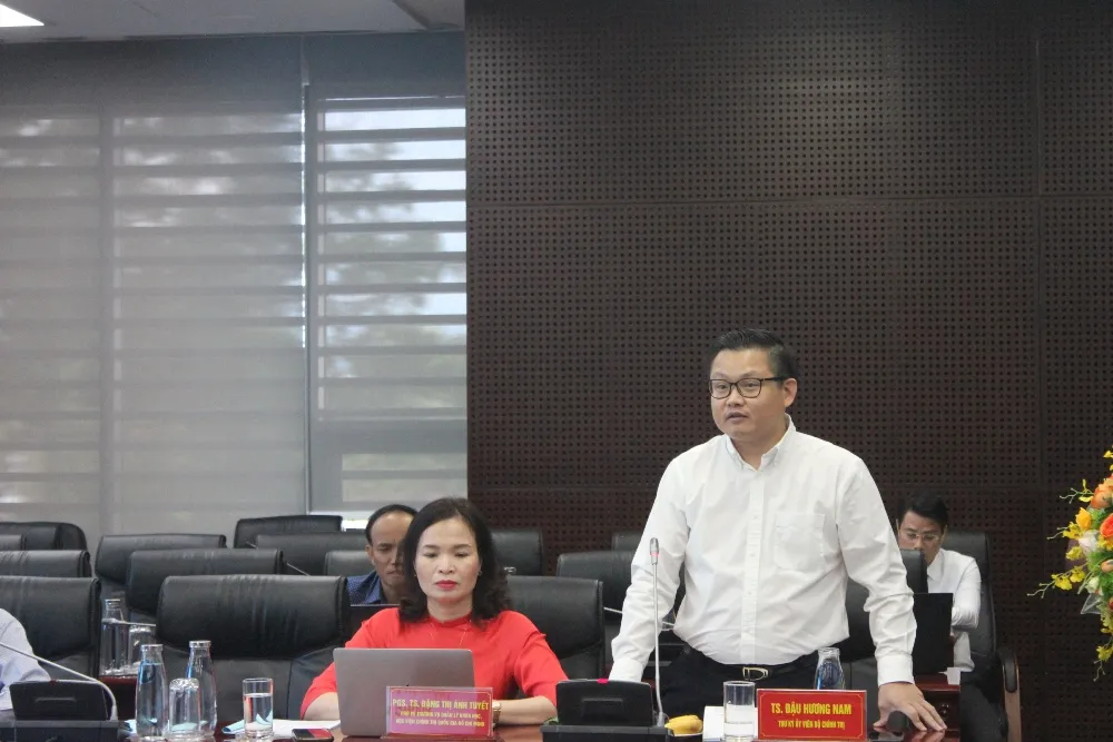 Đại biểu phát biểu ý kiến. Ảnh: XUÂN QUỲNH Đại biểu phát biểu ý kiến. Ảnh: XUÂN QUỲNH