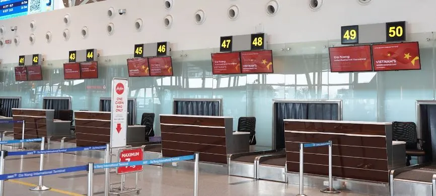 Các bảng led đều được đổi màu Các bảng led đều được đổi màu