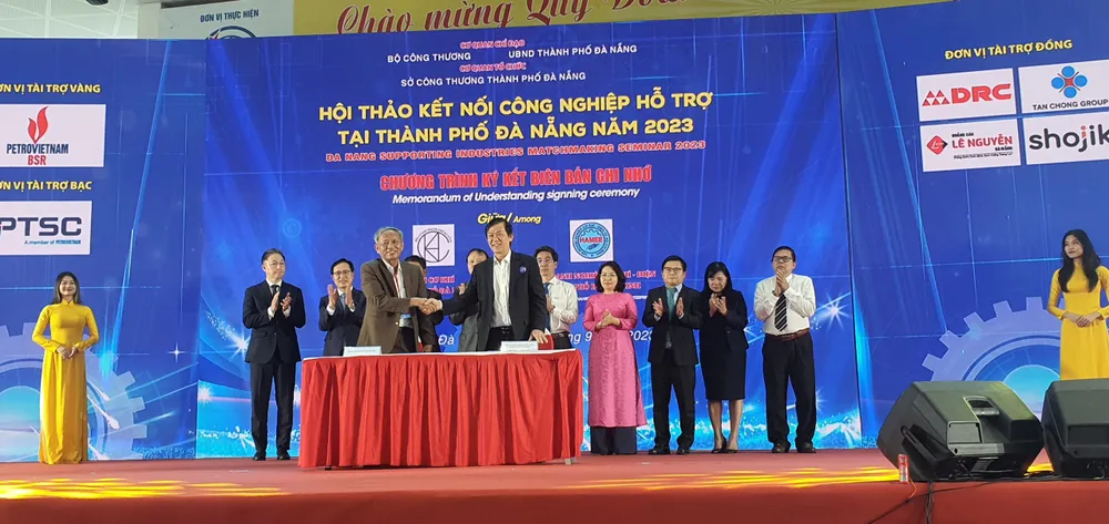 Liên kết các doanh nghiệp được xem yếu tố không thể thiếu. Ảnh: XUÂN QUỲNH