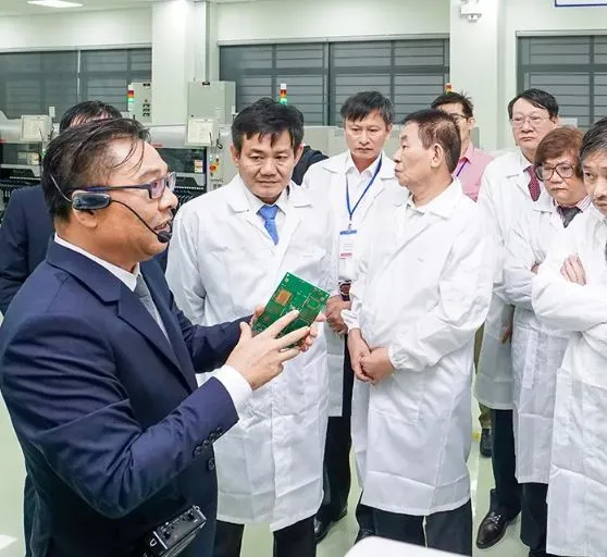 Theo nhận định nhiều chuyên gia, chip bán dẫn chính là nền tảng, xương sống cho kỷ nguyên công nghệ. Ảnh: XUÂN QUỲNH