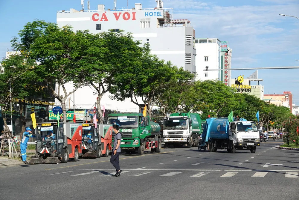 Đà Nẵng đầu tư công nghệ để thu gom, xử lý rác thải một cách tiên tiến, hiệu quả. Ảnh: XUÂN QUỲNH