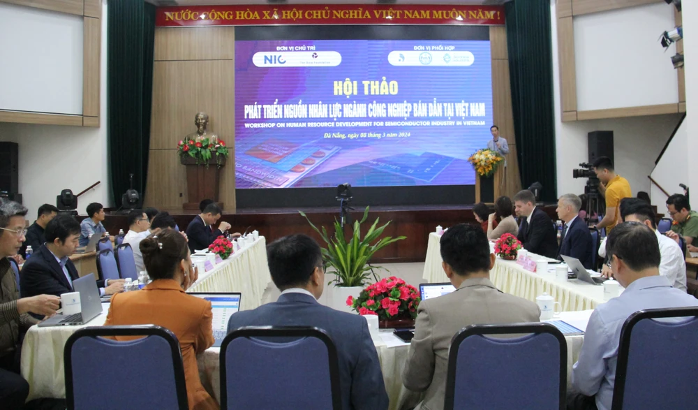 Toàn cảnh hội thảo. Ảnh: XUÂN QUỲNH img-9948-1919.jpg