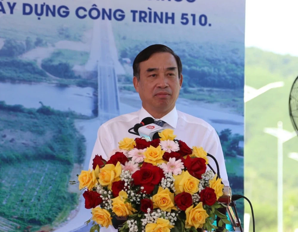 Ông Lê Trung Chinh, Chủ tịch UBND TP Đà Nẵng phát biểu. Ảnh: XUÂN QUỲNH z5774567539141_adedb0b663376bbc0ce8bed478d6ae9d.jpg