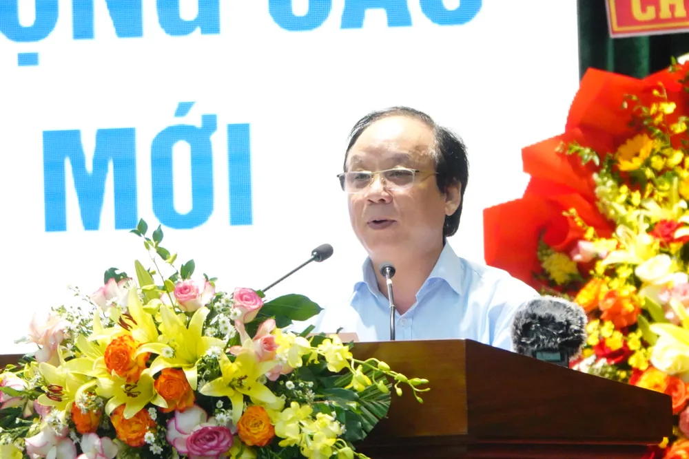 PGS.TS Nguyễn Ngọc Vũ, Giám đốc Đại học Đà Nẵng nêu ý kiến. Ảnh: XUÂN QUỲNH DSC09684.JPG