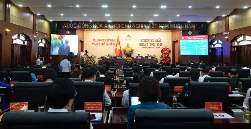 Toàn cảnh kỳ họp. Ảnh: XUÂN QUỲNH DSC01941.JPG