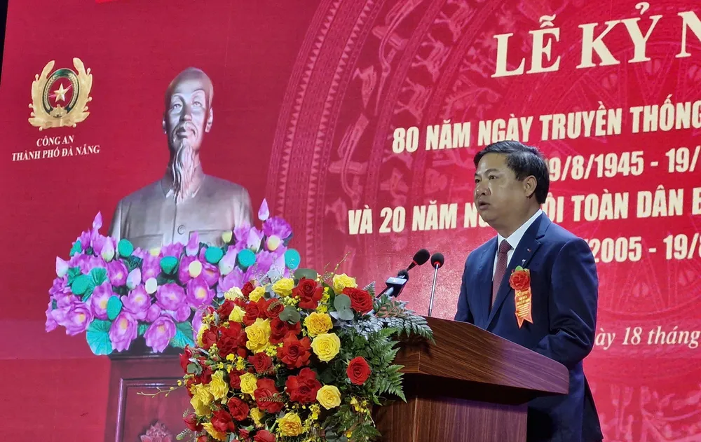Ông Lương Nguyễn Minh Triết, Chủ tịch UBND TP Đà Nẵng phát biểu. Ảnh: XUÂN QUỲNH z6917801764729_8c38cf11e8ecd55d540e00a2190b82f0.jpg