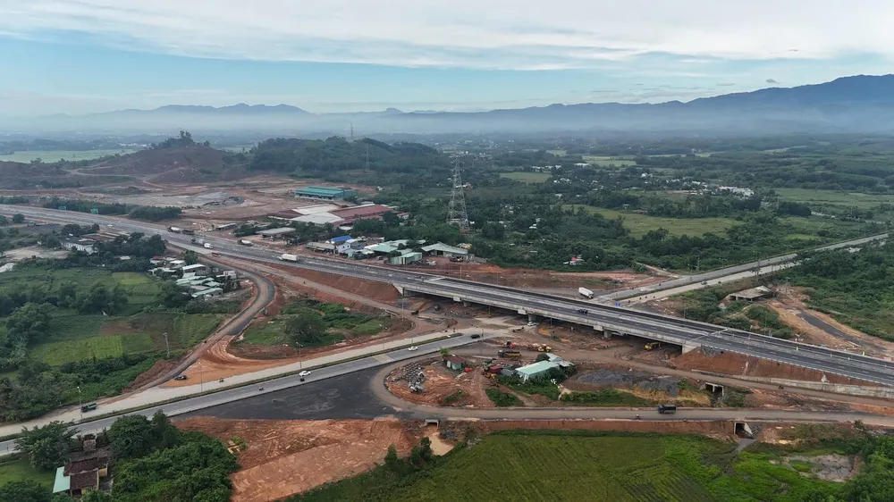 Dự án xây dựng đường cao tốc đoạn Hòa Liên - Túy Loan thuộc Dự án xây dựng công trình đường bộ cao tốc Bắc Nam phía Đông giai đoạn 2021-2025 1000020794.jpg