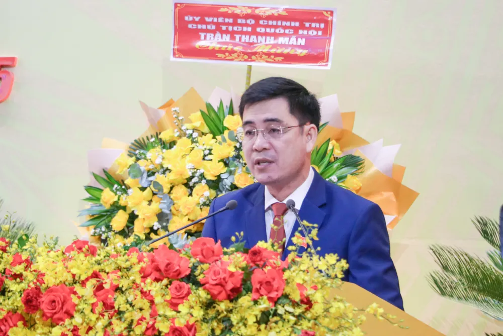 Đồng chí Nguyễn Đức Bình, Bí thư Đảng ủy, Chủ tịch HĐND phường Hội An chia sẻ IMG_1004.jpg