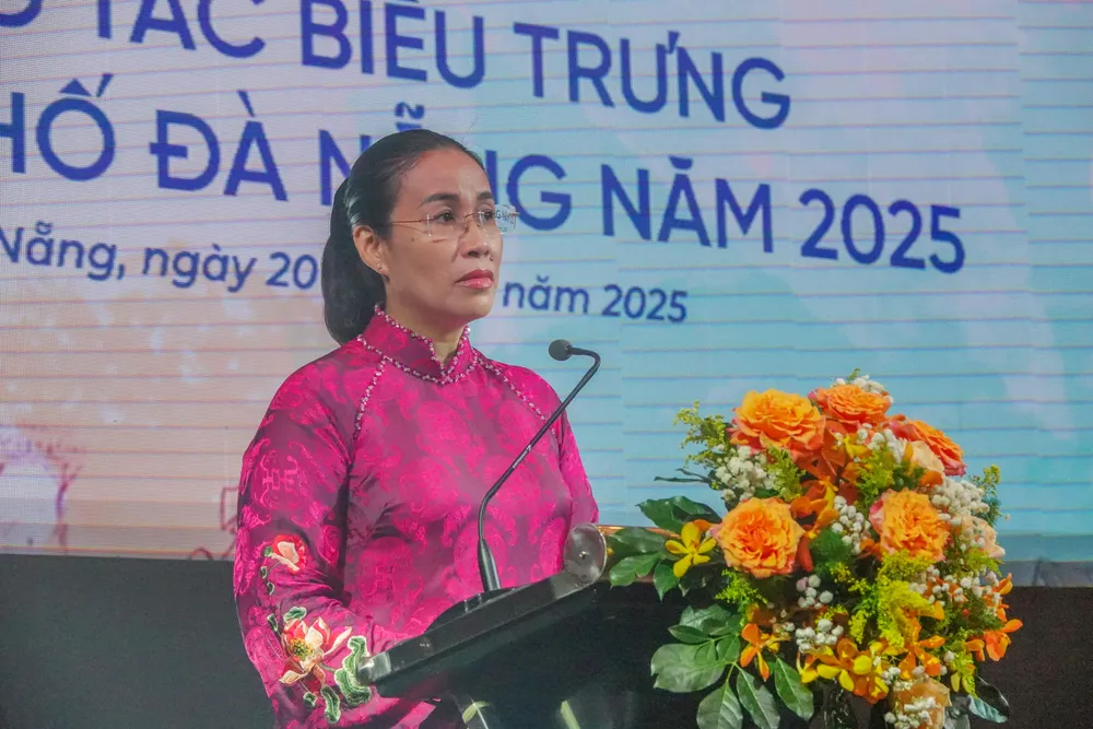 Bà Nguyễn Thị Anh Thi, Phó Chủ tịch UBND TP Đà Nẵng phát biểu. Ảnh: XUÂN QUỲNH DSC05457.JPG
