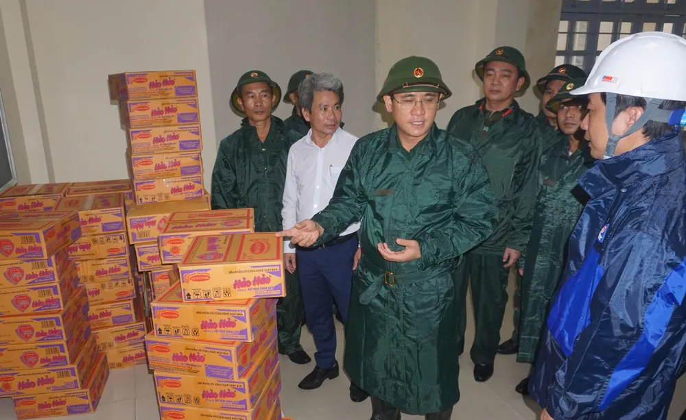 Lực lượng chức năng kiểm tra công tác chuẩn bị tại trường Đại học Sư phạm (Đại học Đà Nẵng) z7143433034674_6874a7e4840f3bb62f44d0c10146dbb1.jpg
