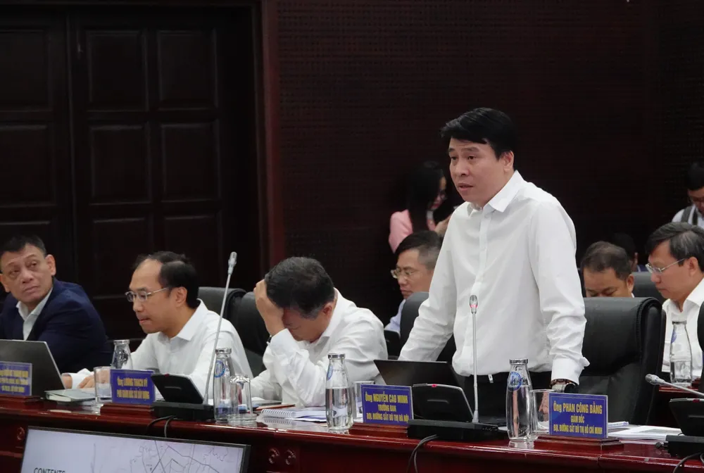 Ông Nguyễn Cao Minh, Trưởng ban Ban quản lý Đường sắt đô thị Hà Nội thông tin. Ảnh: XUÂN QUỲNH DSC06705.JPG