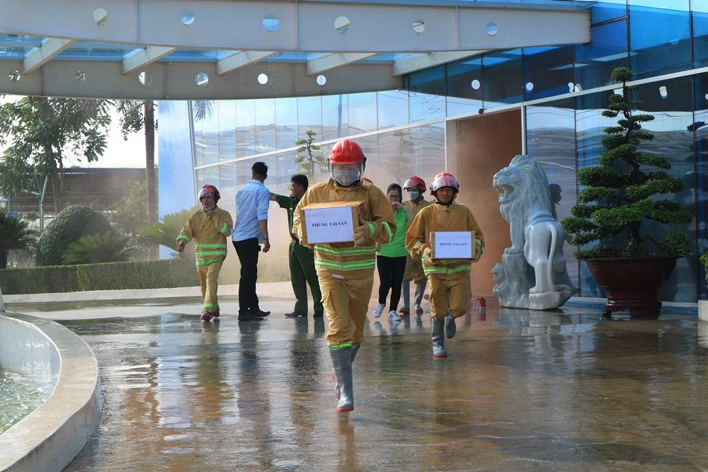 VWS diễn tập chữa cháy 2019 ảnh 3 VWS diễn tập chữa cháy 2019 ảnh 3