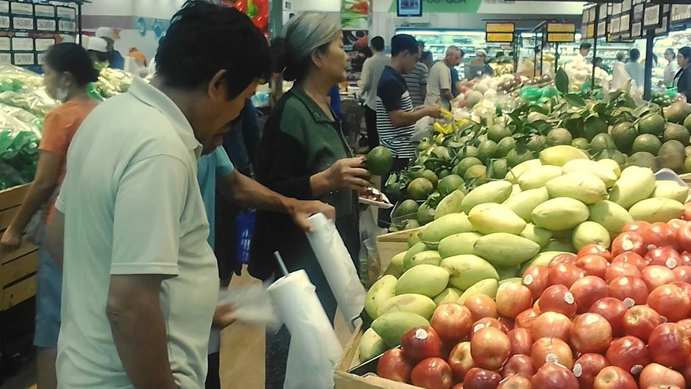 Nên hạn chế sử dụng túi ni lông dùng một lần