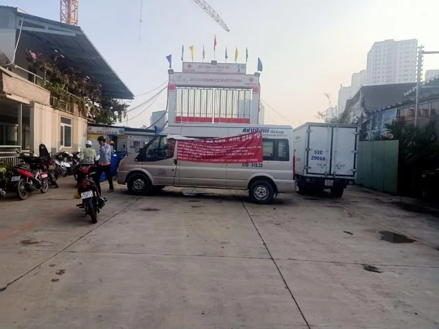 Lối vào dự án bị chắn ngang
