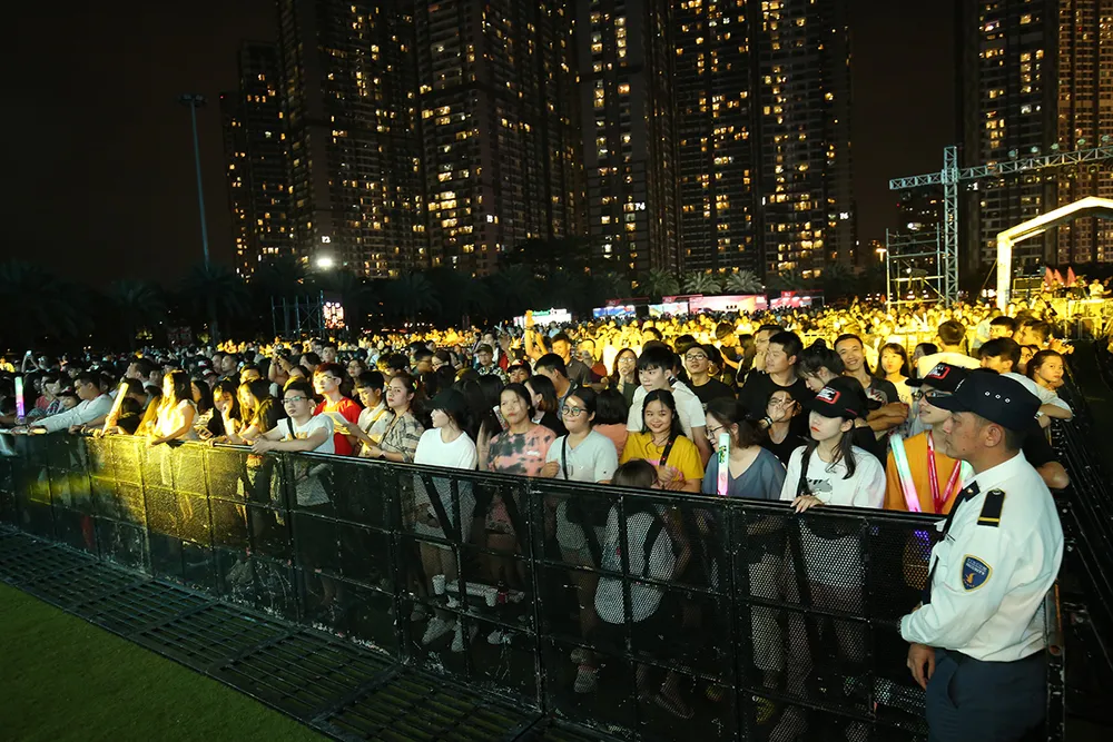 Dàn sao Việt “đốt cháy” đại nhạc hội siêu khủng khởi động F1 ảnh 5