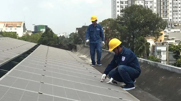Nhiều ưu đãi cho khách hàng lắp điện mặt trời trên mái nhà ảnh 1 Nhiều ưu đãi cho khách hàng lắp điện mặt trời trên mái nhà ảnh 1