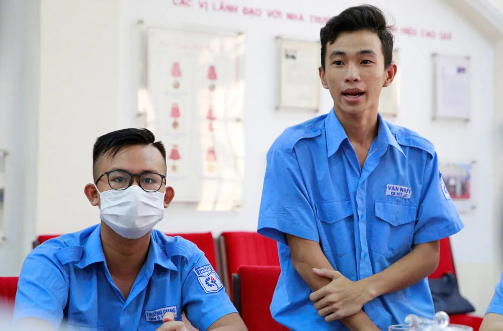 Trao học bổng Lawrence S.Ting cho sinh viên Trường Cao đẳng Kỹ thuật Cao Thắng ảnh 2