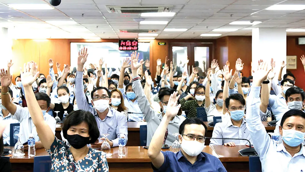 Ông Lê Viết Hải - Chủ tịch Hiệp hội Xây dựng và Vật liệu Xây dựng TPHCM (SACA), Chủ tịch HĐQT Tập đoàn Xây dựng Hòa Bình được Hiệp hội doanh nghiệp TPHCM giới thiệu ứng cử  đại biểu quốc hội khóa XV ảnh 1