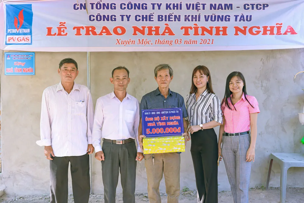 KVT trao tặng Nhà tình nghĩa tại huyện Xuyên Mộc, tỉnh Bà Rịa - Vũng Tàu ảnh 4