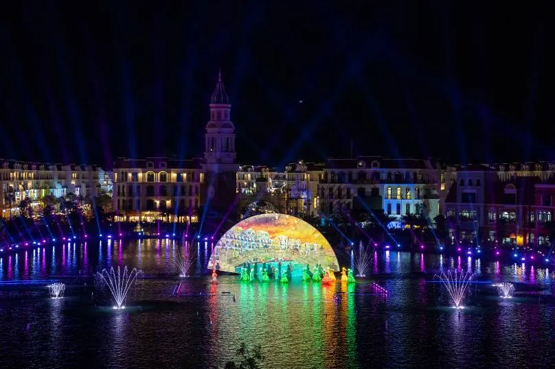 Choáng ngợp trong đêm công diễn “Sắc màu Venice”  ảnh 6