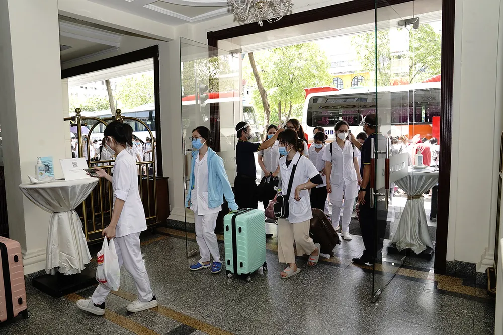 Saigontourist Group hỗ trợ phục vụ 1.050 nhân viên y tế tình nguyện từ miền Bắc vào tiếp sức TPHCM chống dịch Covid-19 ảnh 2 Saigontourist Group hỗ trợ phục vụ 1.050 nhân viên y tế tình nguyện từ miền Bắc vào tiếp sức TPHCM chống dịch Covid-19 ảnh 2