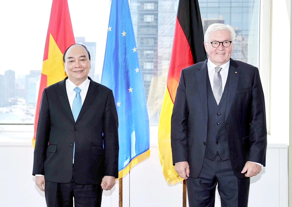 Chủ tịch nước Nguyễn Xuân Phúc gặp Tổng thống Đức Frank-Walter Steinmeier. Ảnh: TTXVN